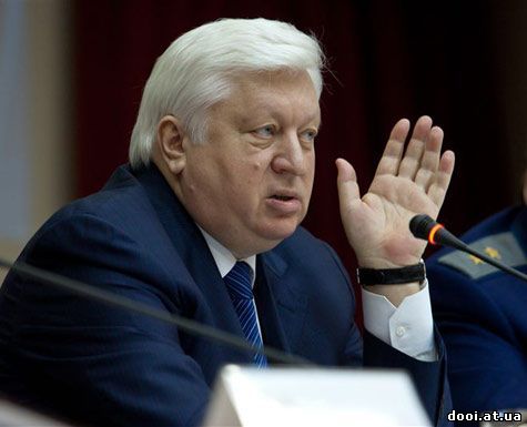 Пшонка: чиновники крадут деньги у инвалидов