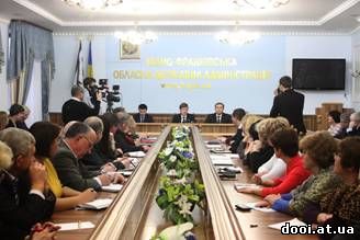 Павло Розенко: Соціальні служби повинні тісніше співпрацювати з громадськими організаціями